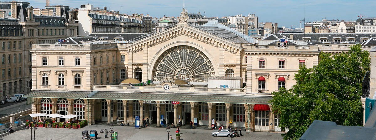 Kaartje kopen TGV in het Frans, Frans treinkaartje kopen, uitspraak Frans treinkaartje kopen, studententarief Frans, Frans spreken aan loket in het Frans. Gare de Paris-Est