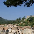 Sisteron. Jean Giono l’homme qui plantait des arbres, leerboek spreekvaardigheid, scholen, docenten, communication avancée, Uitgeverij, gespreksvaardigheid oefenen, erk-normen, methode spreekvaardigheid, mondeling eindexamen Frans, mondeling oefenen Frans, Frans leren, Vivienne Stringa, correspondentie, frans vertaligen