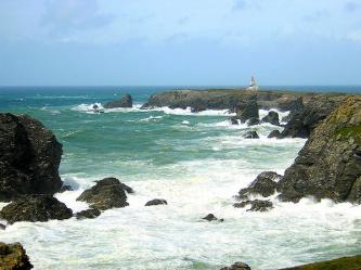 Belle-Île, Belle-Île-en-Mer, ou Belle Isle. Mirbeau Octave, Kervilahouen , frans leren, nouvelles  frans leren , correspondentie, leerboek spreekvaardigheid, scholen, docenten, communication avancée, Uitgeverij, gespreksvaardigheid oefenen, erk-normen, methode spreekvaardigheid, mondeling eindexamen Frans, mondeling oefenen Frans, Frans leren, Vivienne Stringa, correspondentie, frans vertaligen